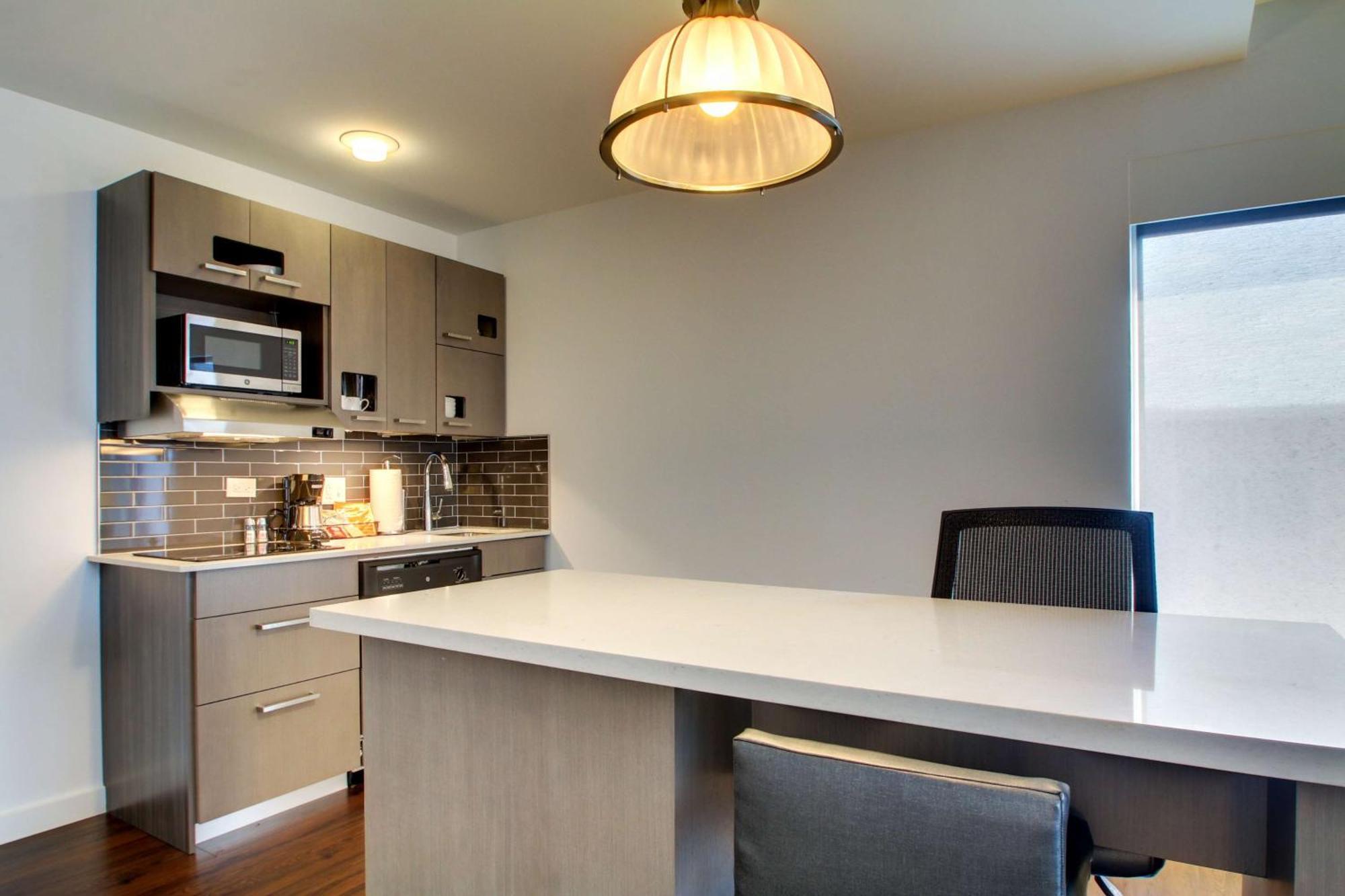 Suite Monolocale King con Cucina e Divano-Letto